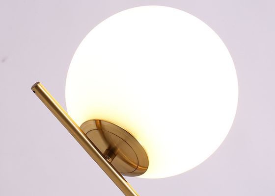 максимальные лампы Dia 18cm стеклянные Nightstand Lampshape шарика 60W для спальни