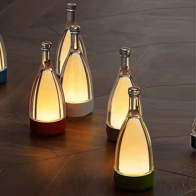 Форма бутылки многофункционального современного цвета настольной лампы 3 ухода за больным гостиницы изготовленная на заказ пьяная