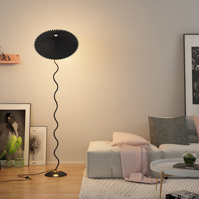 Лампа пола творческой современной ткани минималистская для комнаты прожития